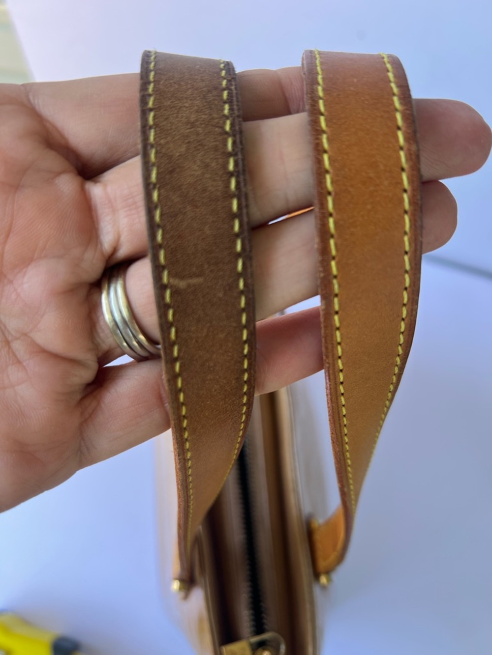 Louis Vuitton Vernis Tote Bag Beige Patent Leather Shoulder Bag Authentic - Picture 9 of 12